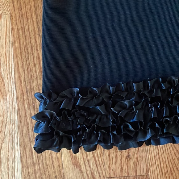 Black Dress with Flower & Ruffle Details Size 8 Worn 1x - Picture 3 of 7